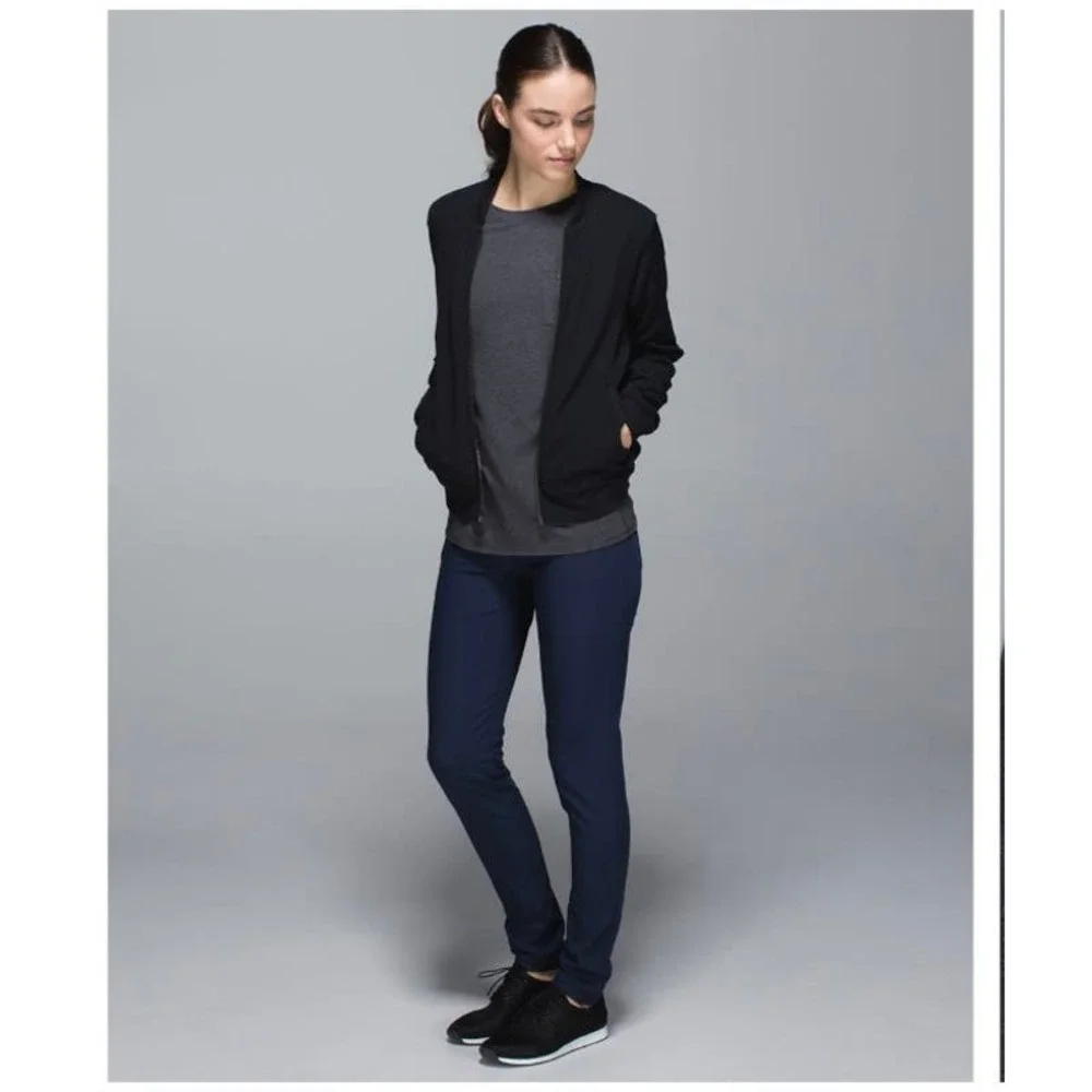 Lululemon Find Your Zen Long‎ Sleeve Active Top